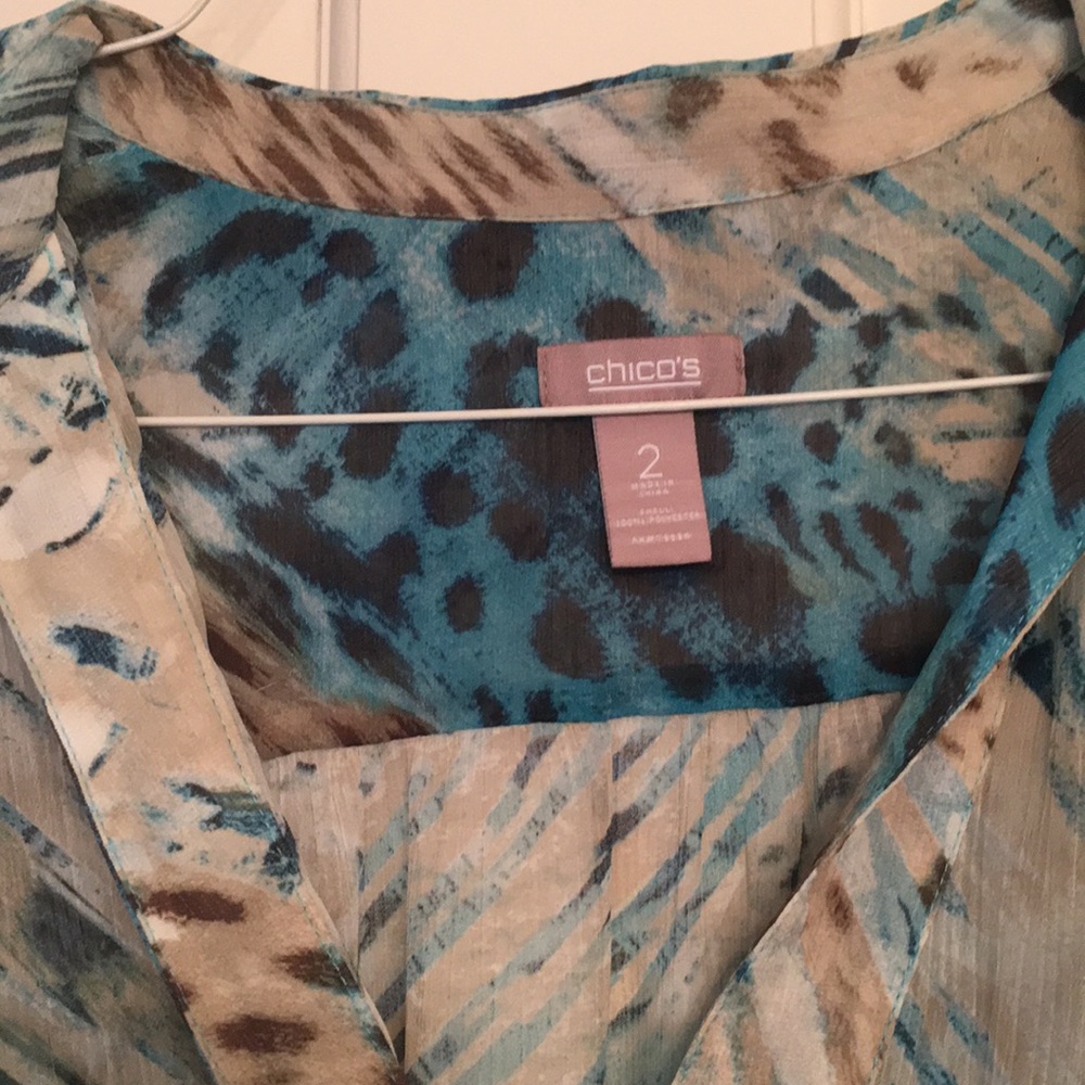 Turquoise and tan patterned tunic - Picture 2 of 3